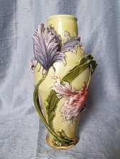 Vase en barbotine art nouveau