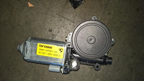 Moteur leve vitre - avant, droit