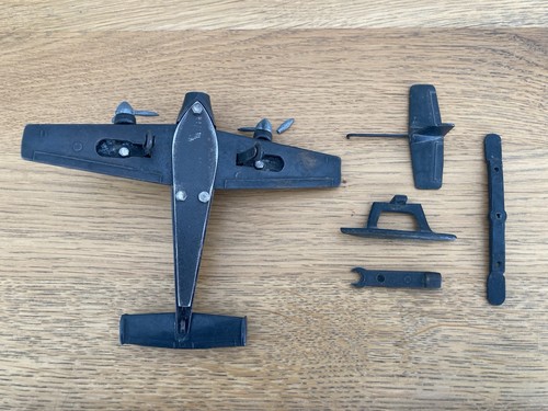 Avion solido transformable - solido,