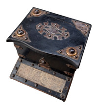 BOITE PYROGENE TABATIERE EN