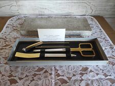 Set nécessaire de bureau vintage dans sa boîte provenant d’une ancienne fonderie