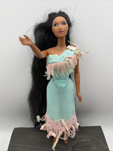 Vtg 1995 disney pocahontas - vtg,