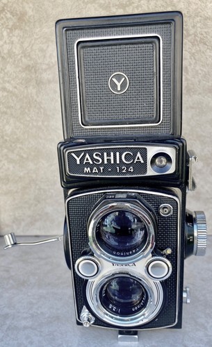 Yashica mat 124 - yashica,
