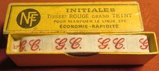 GALON ancien tissé de FIL ROUGE initiales GC - marquage du linge