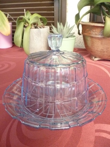 Ancienne cloche fromage et - a,