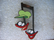 Pin's SAGGAY à 2 attaches, 2