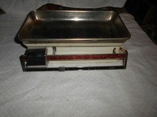 Ancienne balance de ménage