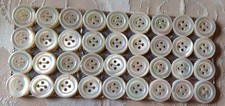 36 ANCIENS  BOUTONS EN NACRE SUR PLAQUE  MERCERIE ANCIENNE DIAMETRE 1,5 CM