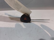 Bouton de warning RENAULT CLIO 2 PHASE 2 8200060036