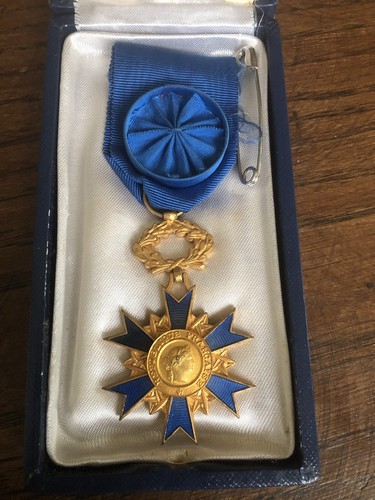 Médaille ordre national - médaille,