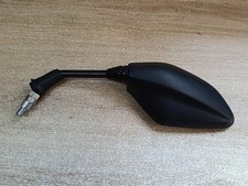 UN RETROVISEUR RETRO GAUCHE