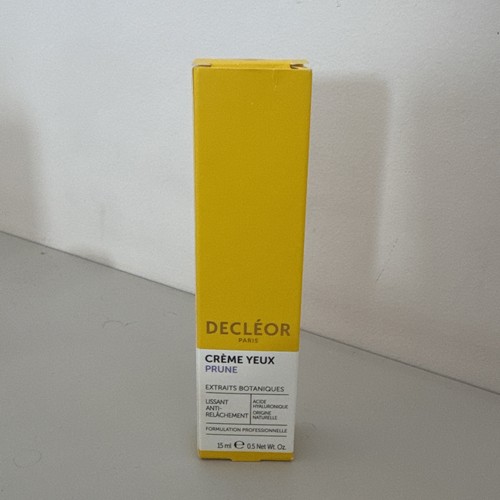 Produits cosmétiques - produits,