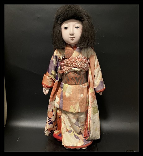 Poupée ancienne japonaise