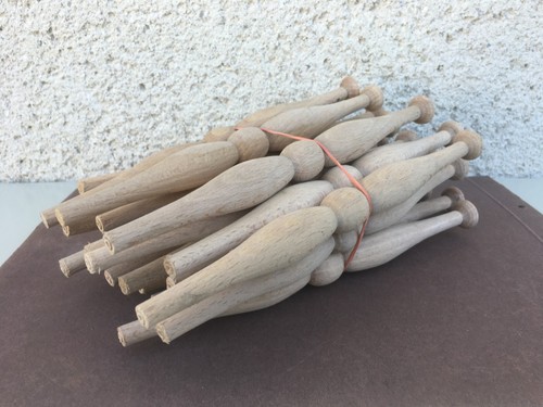 Anciens petits barreaux lit - petits,