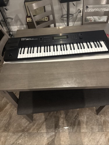 Vintage roland 61 key - w-30, 61-key