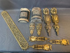 Lot d'ornements en bronze de