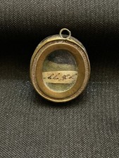 Ancien reliquaire pendentif