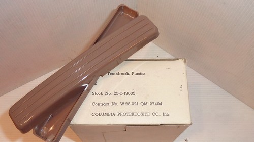 étui brosse à - 1,