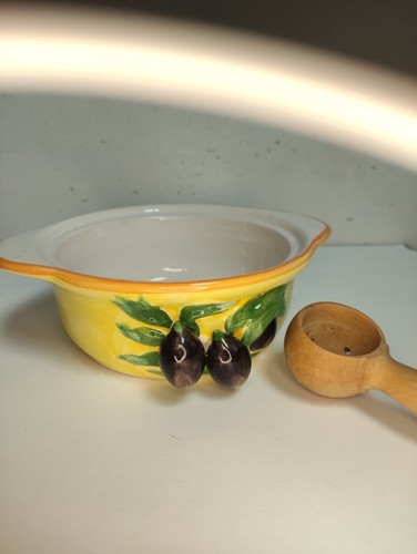 Beau pot olives provençale - à,