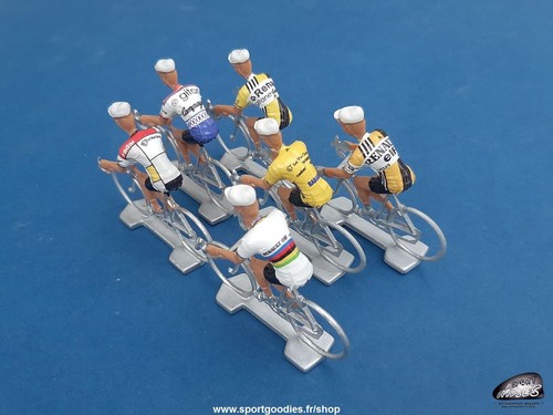 Lot cyclistes miniatures - de,