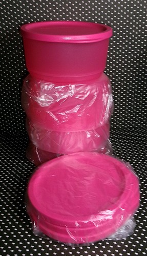 Brand new tupperware set - set, 4
