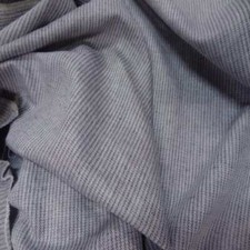 Tissu lin chambray gris beige chiné a rayures très fine style chevron en 1.40m 