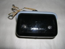 RENAULT ESTAFETTE FEU ARRIERE DE PLAQUE COMPLET NEUF ORIGINE D'EPOQUE