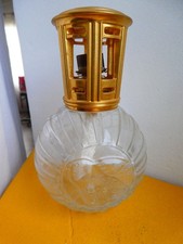 Lampe Berger Ancienne Verre Moulé Pressé  decor oiseau