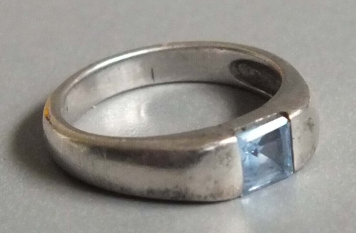 Belle bague moderniste - belle, argent