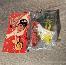 figurines anciennes beatles plastique 