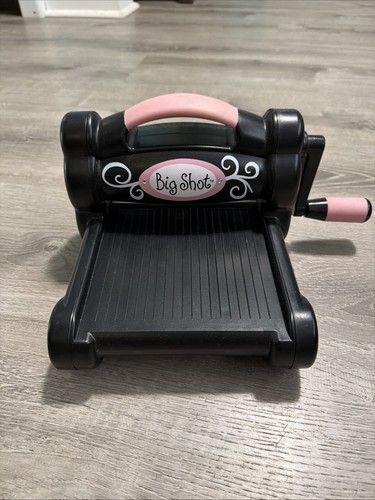 Sizzix big shot machine - sizzix,