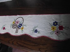 /? LINGE ANCIEN ( bordure étagère  )  ?  /