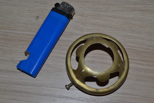 Ancienne griffe laiton - ancienne,