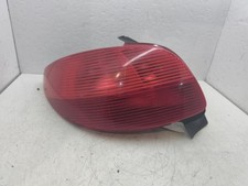 Feu arriere principal gauche