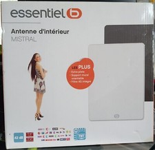 Antenne Intérieure Essentiel b Extra plate  Filtre 4G intégré TNT HD TNT TV noir
