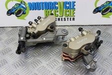 Étriers de frein avant ABS