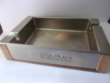 ANCIEN CENDRIER PUBLICITAIRE MARLBORO Métal Argenté SUPPORT Bois Café Bistrot