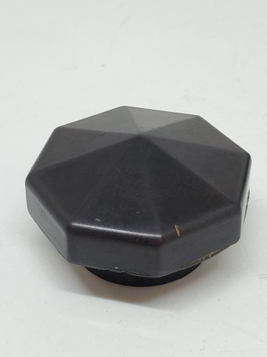 Ancien bouton bakélite pour