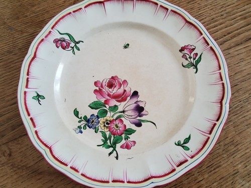 Assiette ancienne fleurie - , 22