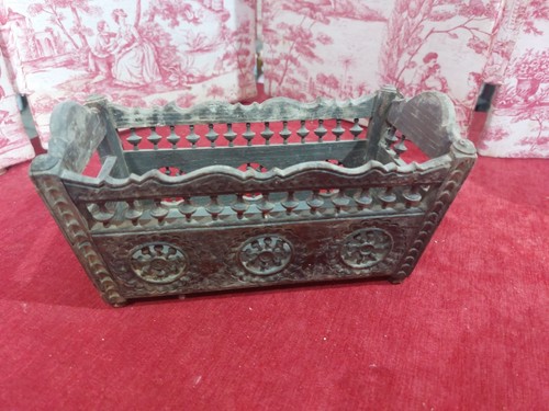Lit meuble breton miniature - meuble,