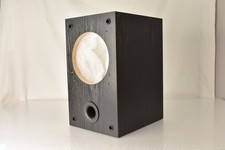 Single KEF Uni-Q Q10 Bookshelf