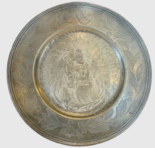 Assiette en etain a décor de la Vierge a l'enfant XVIII siècle