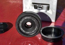 Objectif Pancake Canon EF 40 mm F 2,8 STM Macro 0,3m (full frame)