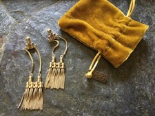 Anciennes boucles d’oreilles