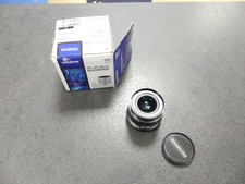 Objectif Olympus M.Zuiko 12mm F2.0 (Occasion)