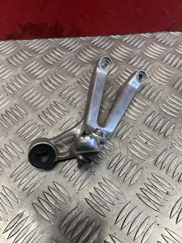 Platine repose pied passager