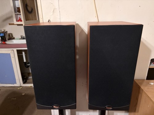 Klipsch speakers 4 stands - klipsch,