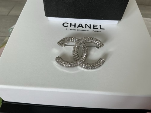 Superbe broche chanel - superbe,