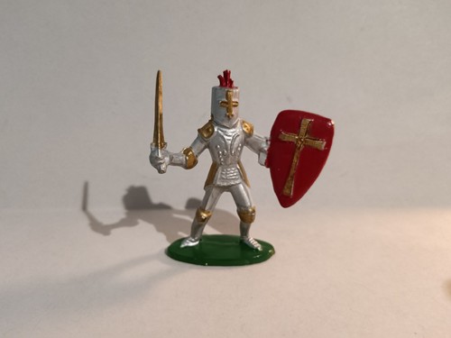 Cyrnos plastique moyen - moyen, age