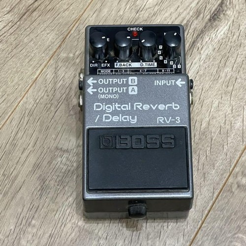 Boss digital reverb - boss, rv-3